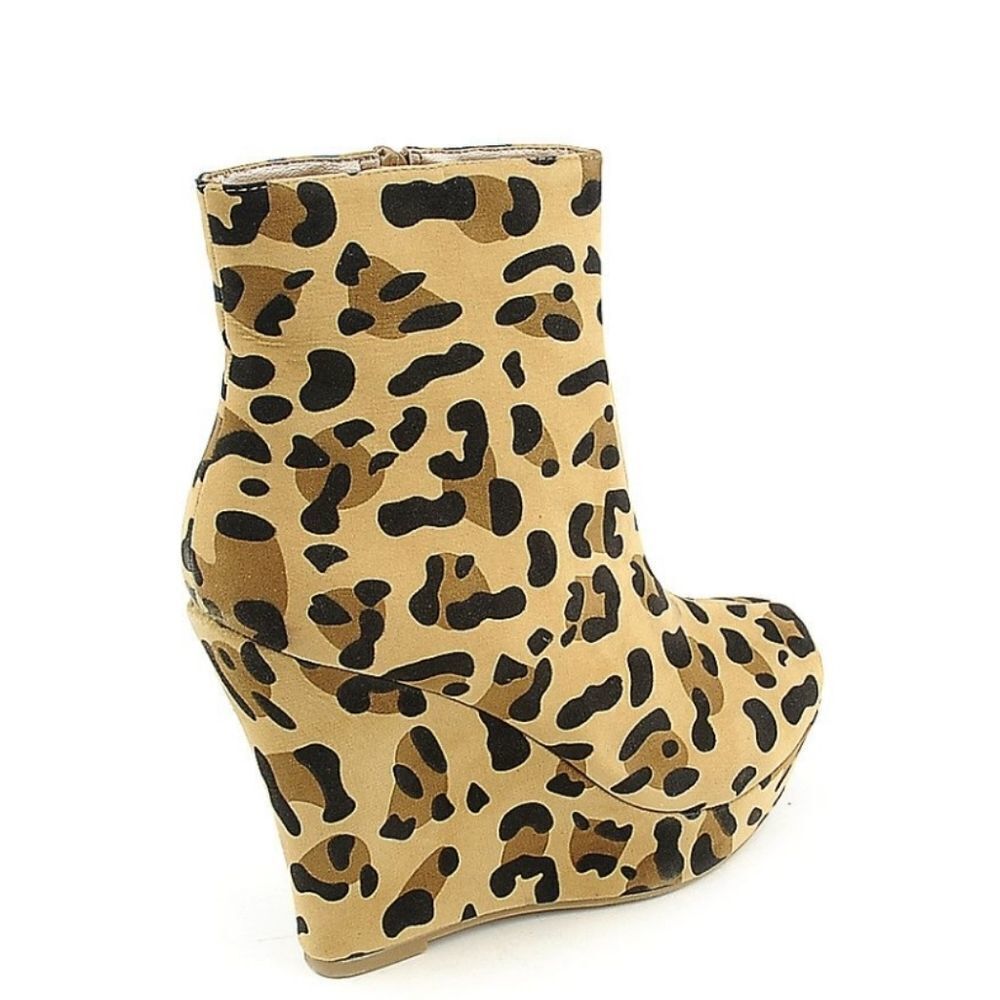 HERSTYLE ROUND TOE ZIP CLOSURE ANIMAL LEOPARD PRINT ANKLE BOOTIES